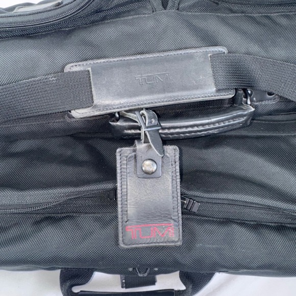 Tumi Garment Bag Travel Suitcase Carry On Luggage Black With Storage Bag - Picture 11 of 11
